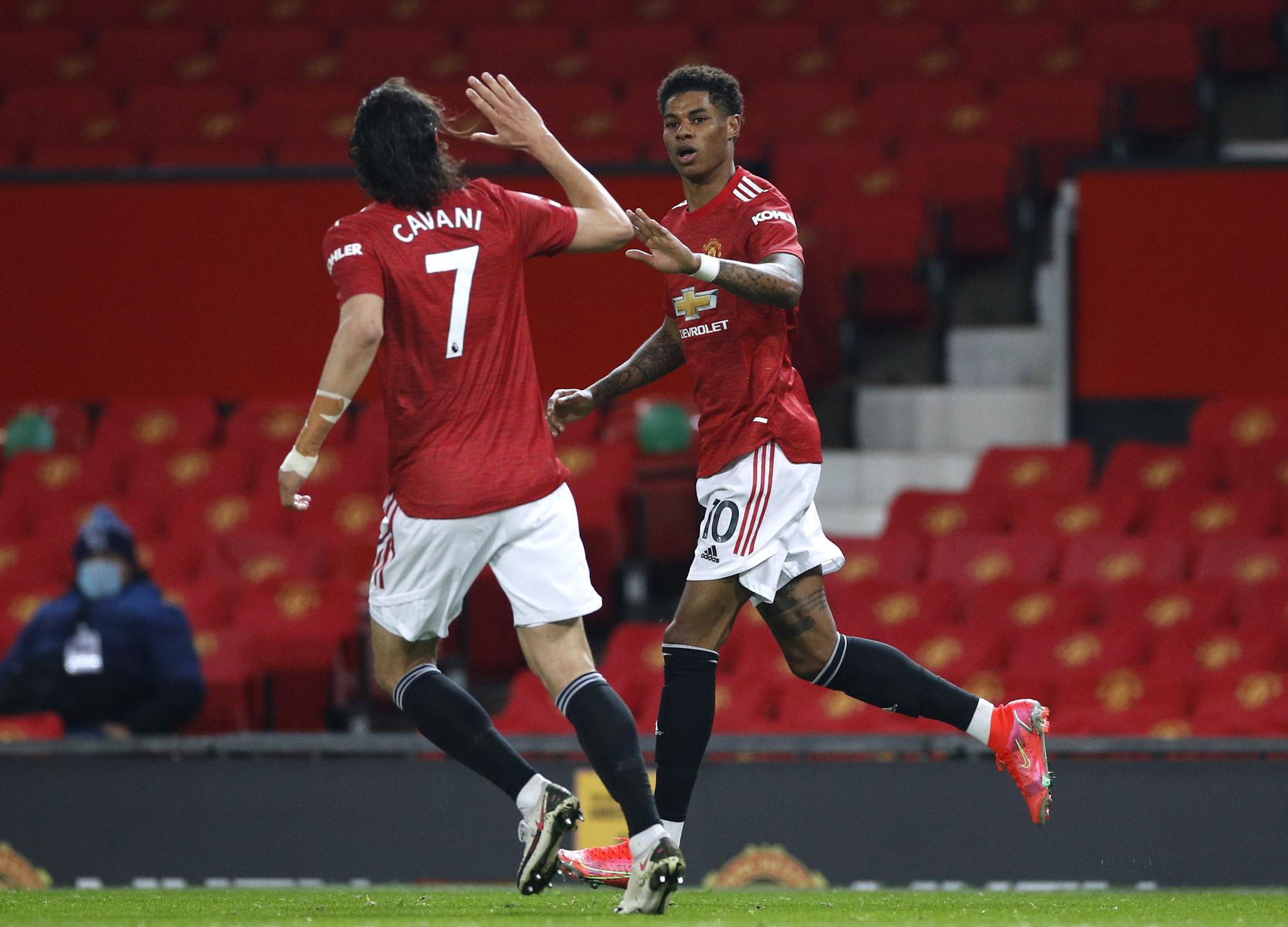 球员再次登 球员再次登